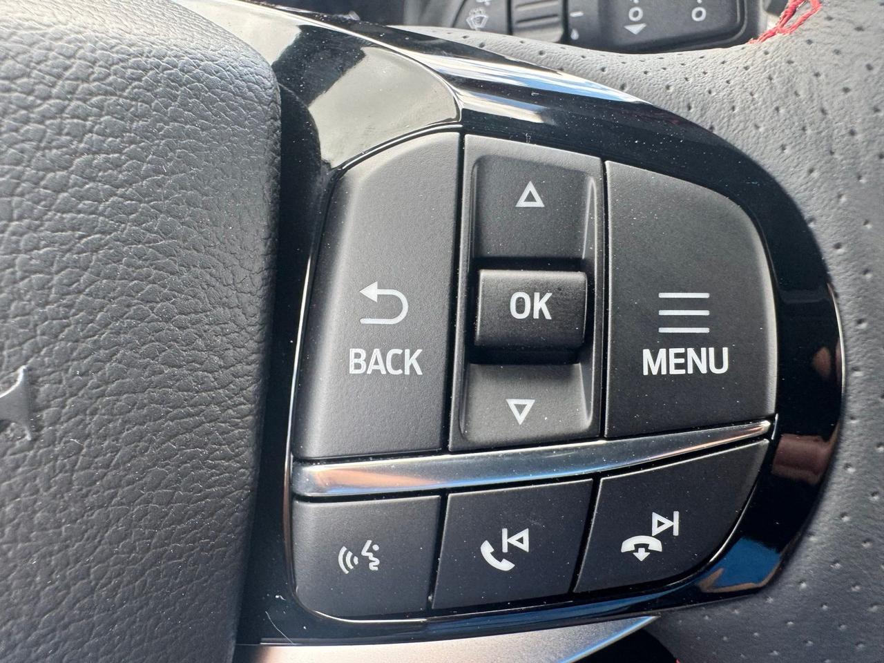 2026 Ford Explorer ST-Line Watertown SD 2026 Ford Explorer ST-Line Watertown SD