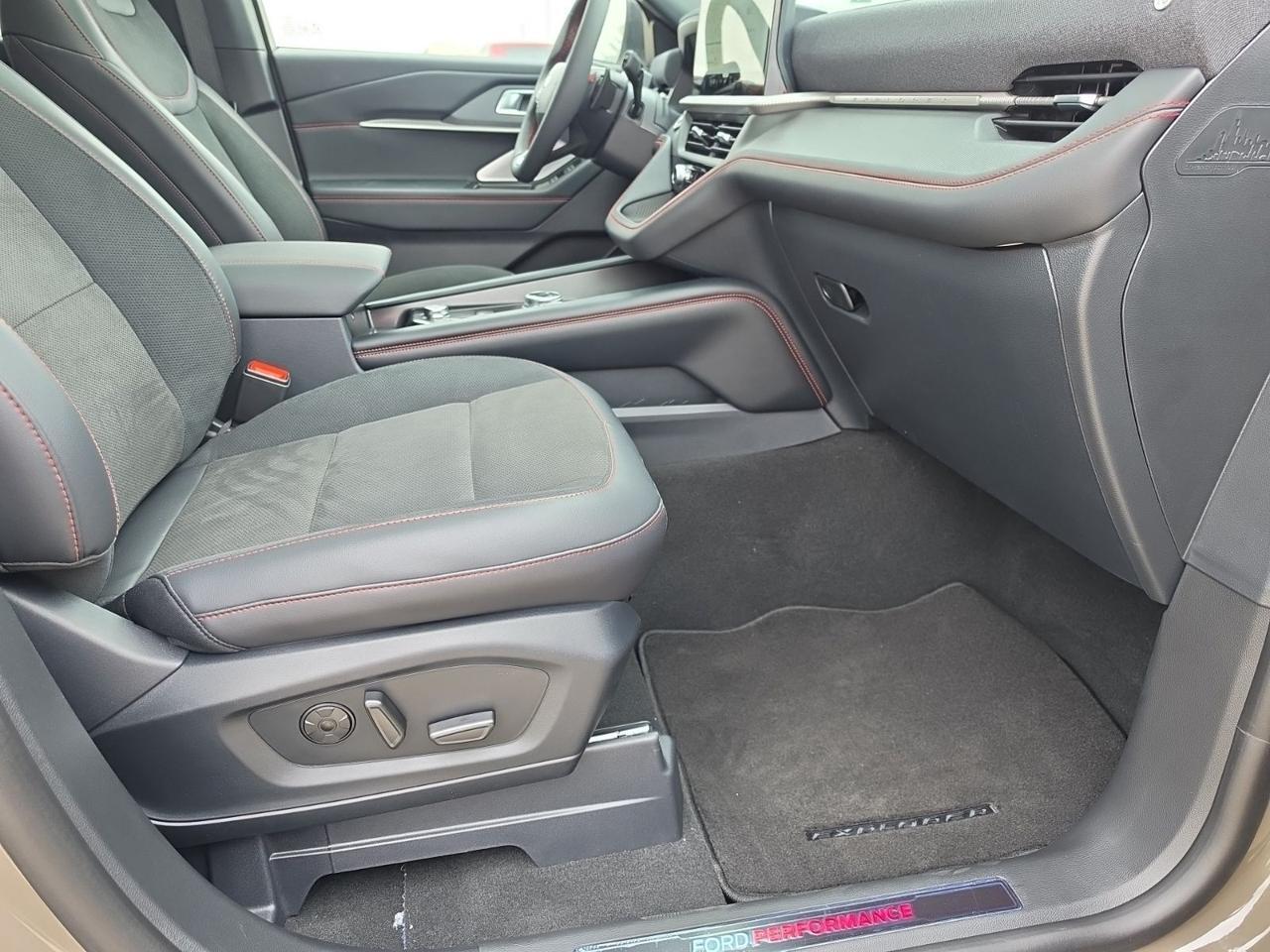 2026 Ford Explorer ST Watertown SD 2026 Ford Explorer ST Watertown SD