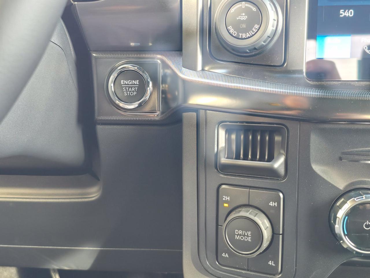 2026 Ford F-150 Lariat Watertown SD 2026 Ford F-150 Lariat Watertown SD