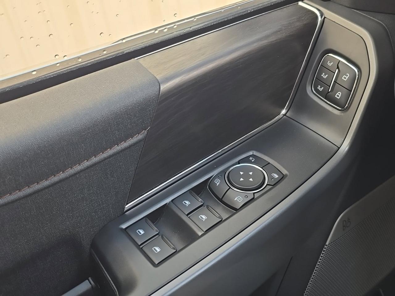 2026 Ford F-150 Lariat Watertown SD 2026 Ford F-150 Lariat Watertown SD