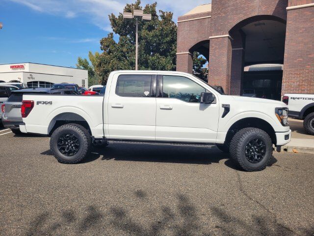 2026 Ford F-150 XLT 2026 Ford F-150 XLT