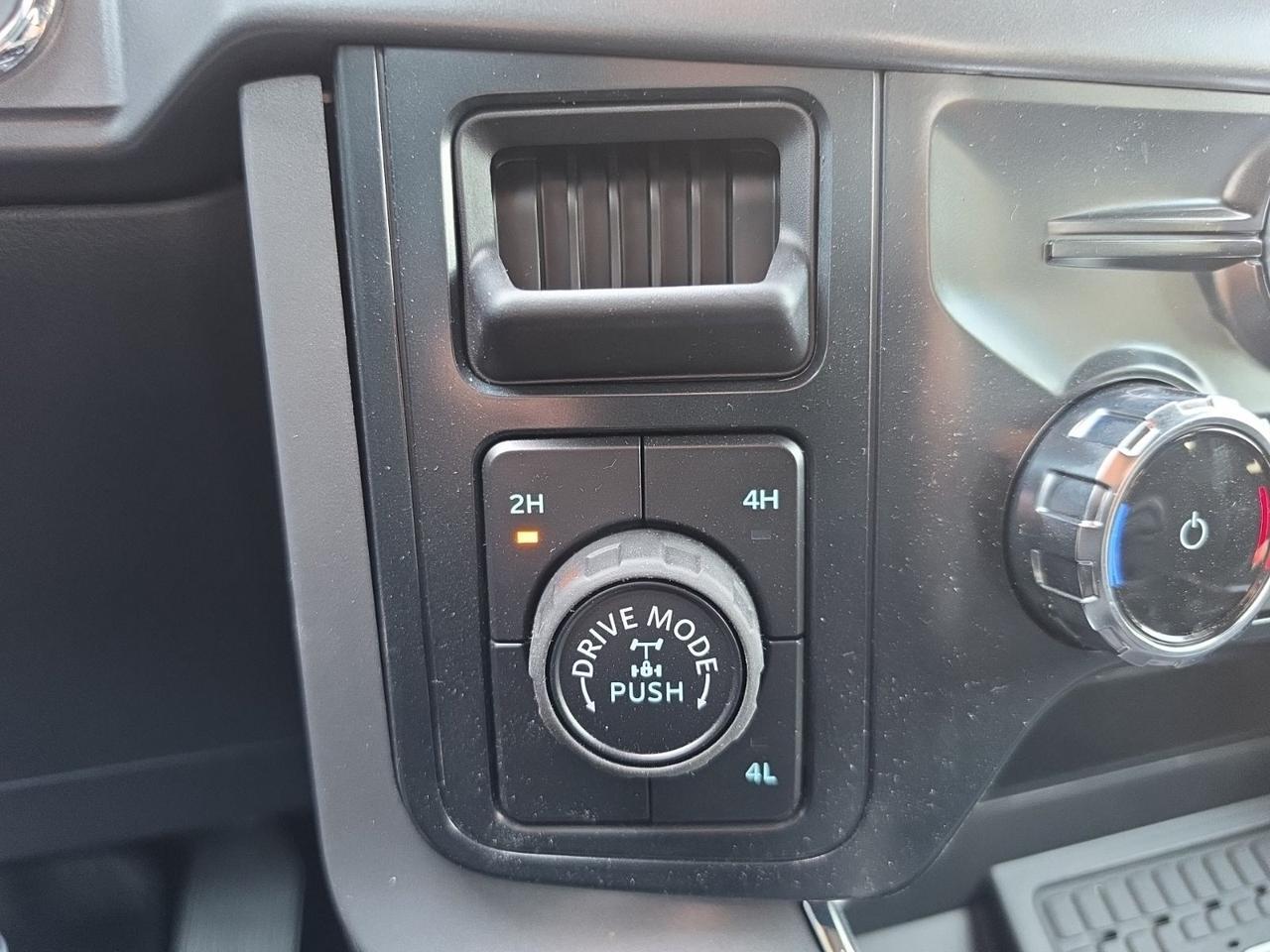 2026 Ford F-150 XLT Watertown SD 2026 Ford F-150 XLT Watertown SD