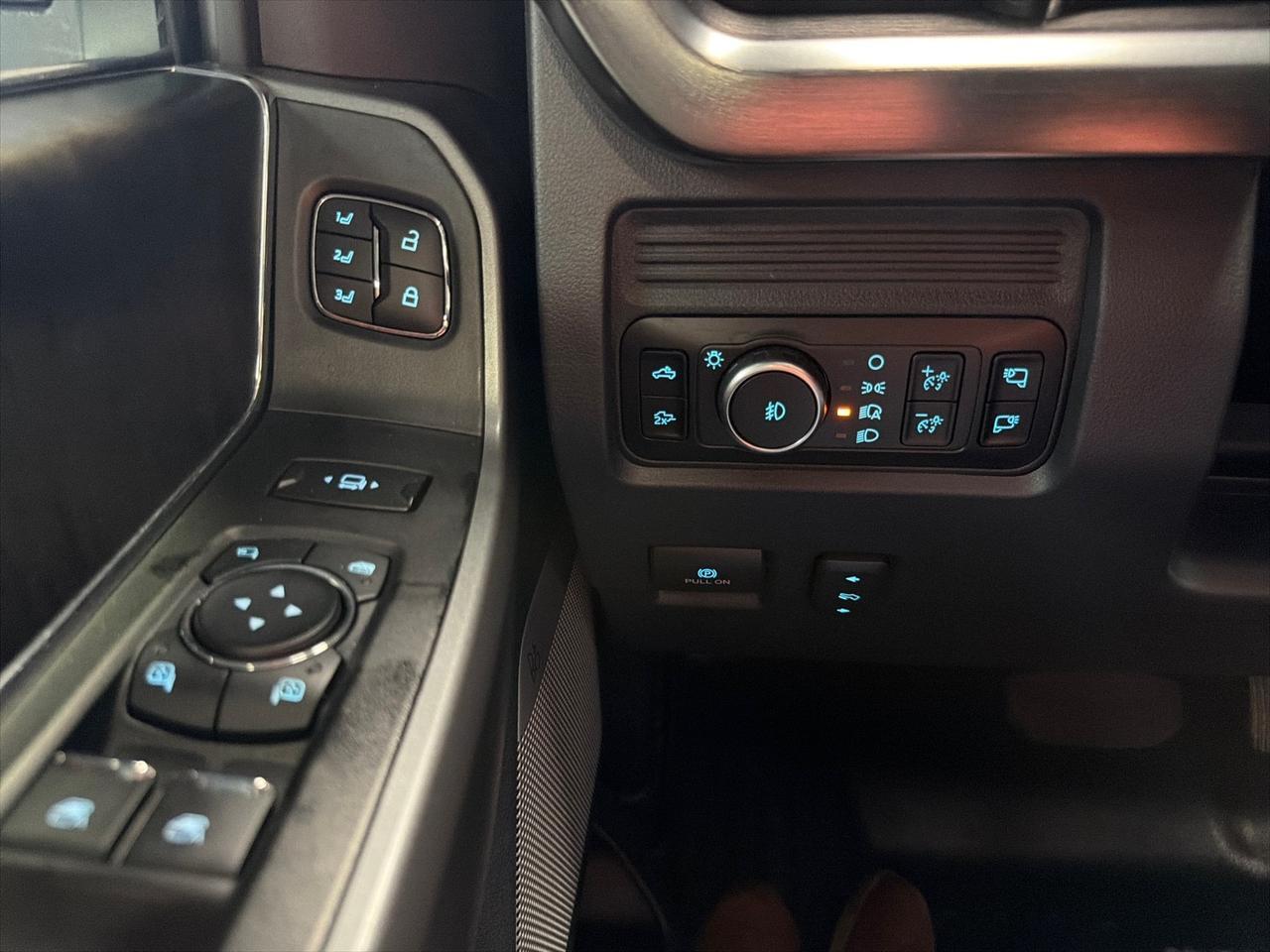2026 Ford F-250 Lariat, H.O. Diesel, Tremor Pkg, Power Boards, Pano Roof, Premium Pkg, Leveled, Winch, Ranch Hands, Toyo M/Ts Houston TX 2026 Ford F-250 Lariat, H.O. Diesel, Tremor Pkg, Power Boards, Pano Roof, Premium Pkg, Leveled, Winch, Ranch Hands, Toyo M/Ts Houston TX