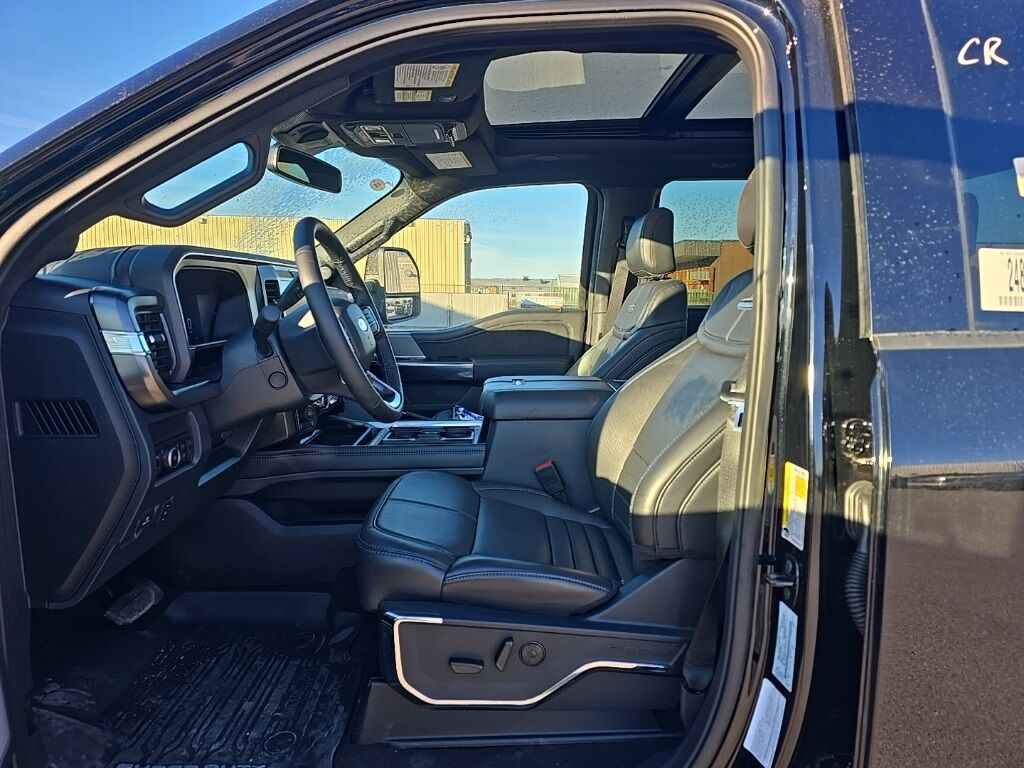 2026 Ford F-250 Super Duty 4x4 Crew Cab Platinum Fond du Lac WI 2026 Ford F-250 Super Duty 4x4 Crew Cab Platinum Fond du Lac WI