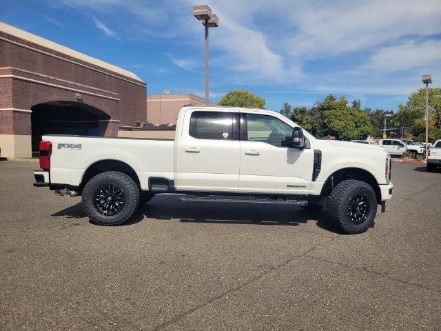 2026 Ford F-250SD Lariat 2026 Ford F-250SD Lariat