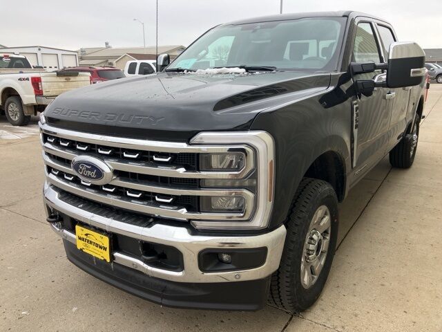 2026 Ford F-350SD Lariat Watertown SD 2026 Ford F-350SD Lariat Watertown SD
