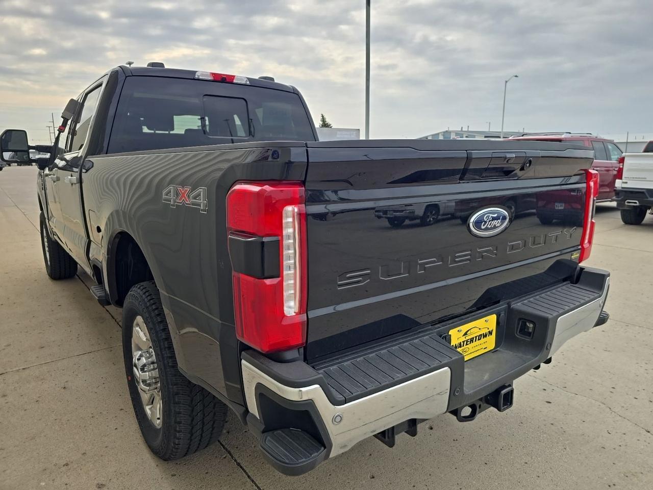 2026 Ford F-350SD Lariat Watertown SD 2026 Ford F-350SD Lariat Watertown SD