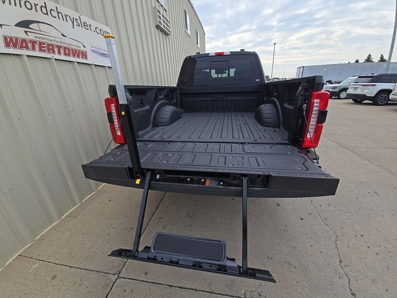 2026 Ford F-350SD Lariat Watertown SD 2026 Ford F-350SD Lariat Watertown SD