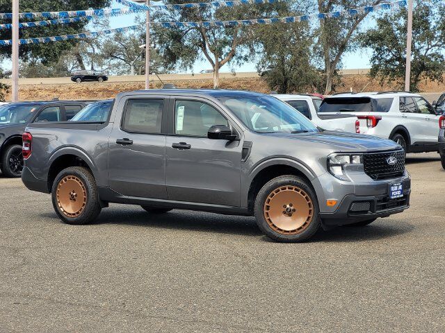 2026 Ford Maverick XLT 2026 Ford Maverick XLT