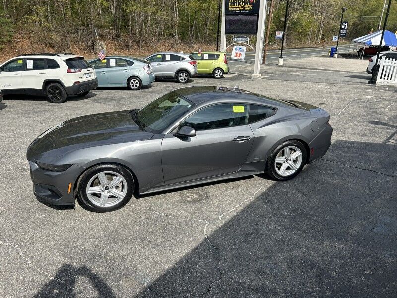 2026 Ford Mustang EcoBoost Premium - LIKE NEW - ONLY 9000 MILES Webster MA 2026 Ford Mustang EcoBoost Premium - LIKE NEW - ONLY 9000 MILES Webster MA