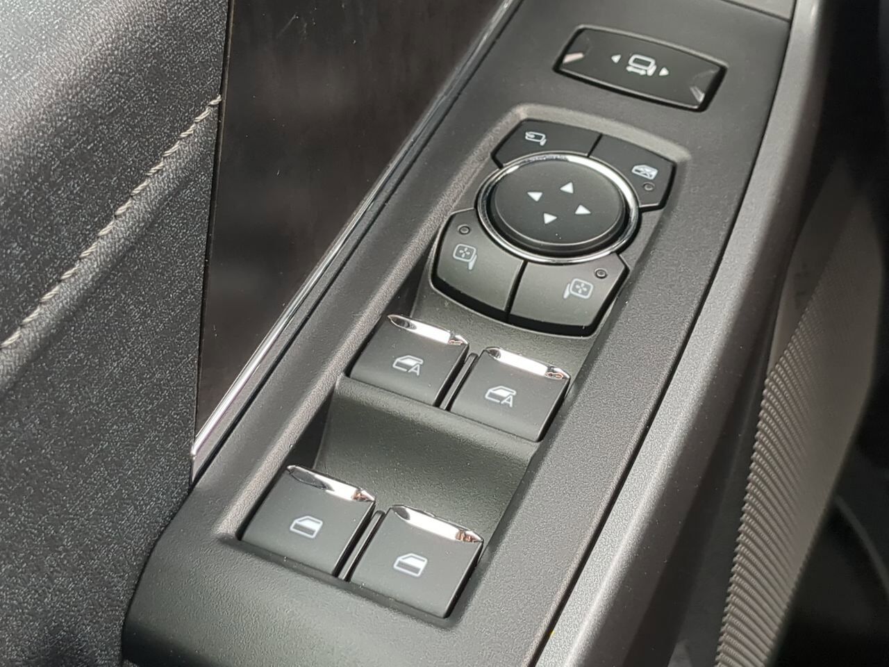 2026 Ford Super Duty F-250 SRW LARIAT TREMOR Appleton WI