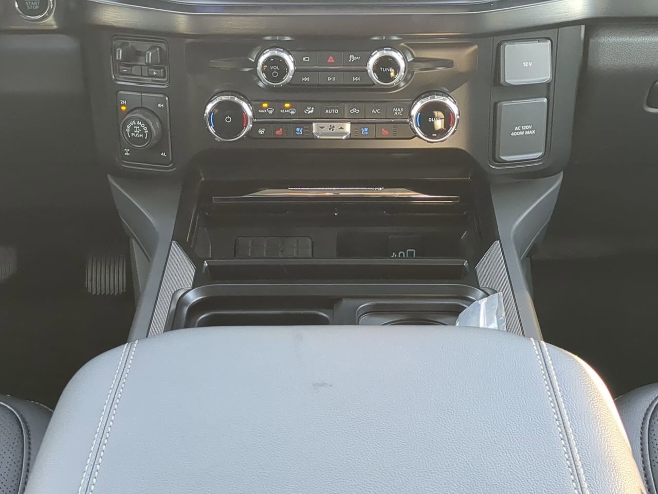 2026 Ford Super Duty F-250 SRW LARIAT TREMOR Appleton WI