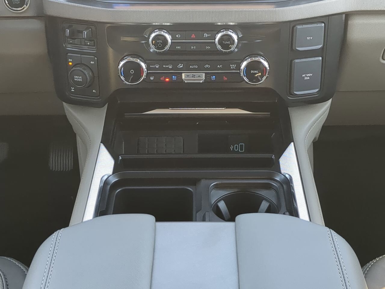 2026 Ford Super Duty F-250 SRW Platinum Plus Appleton WI