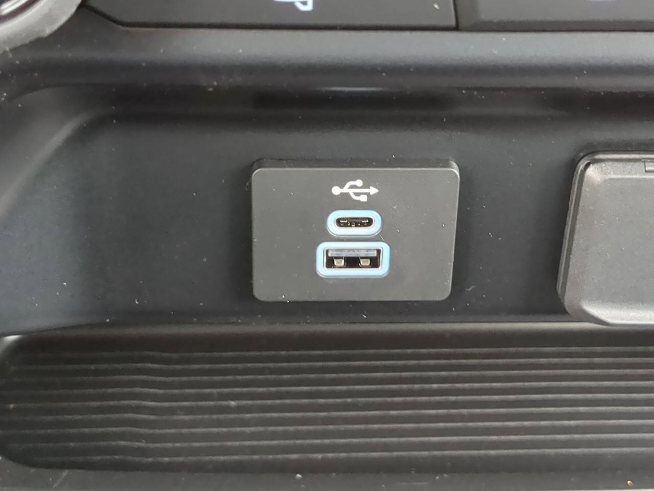 2026 Ford Super Duty F-250 SRW Service Body Appleton WI