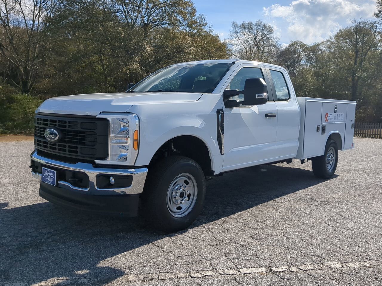 2026 Ford Super Duty F-250 SRW Service Body Appleton WI