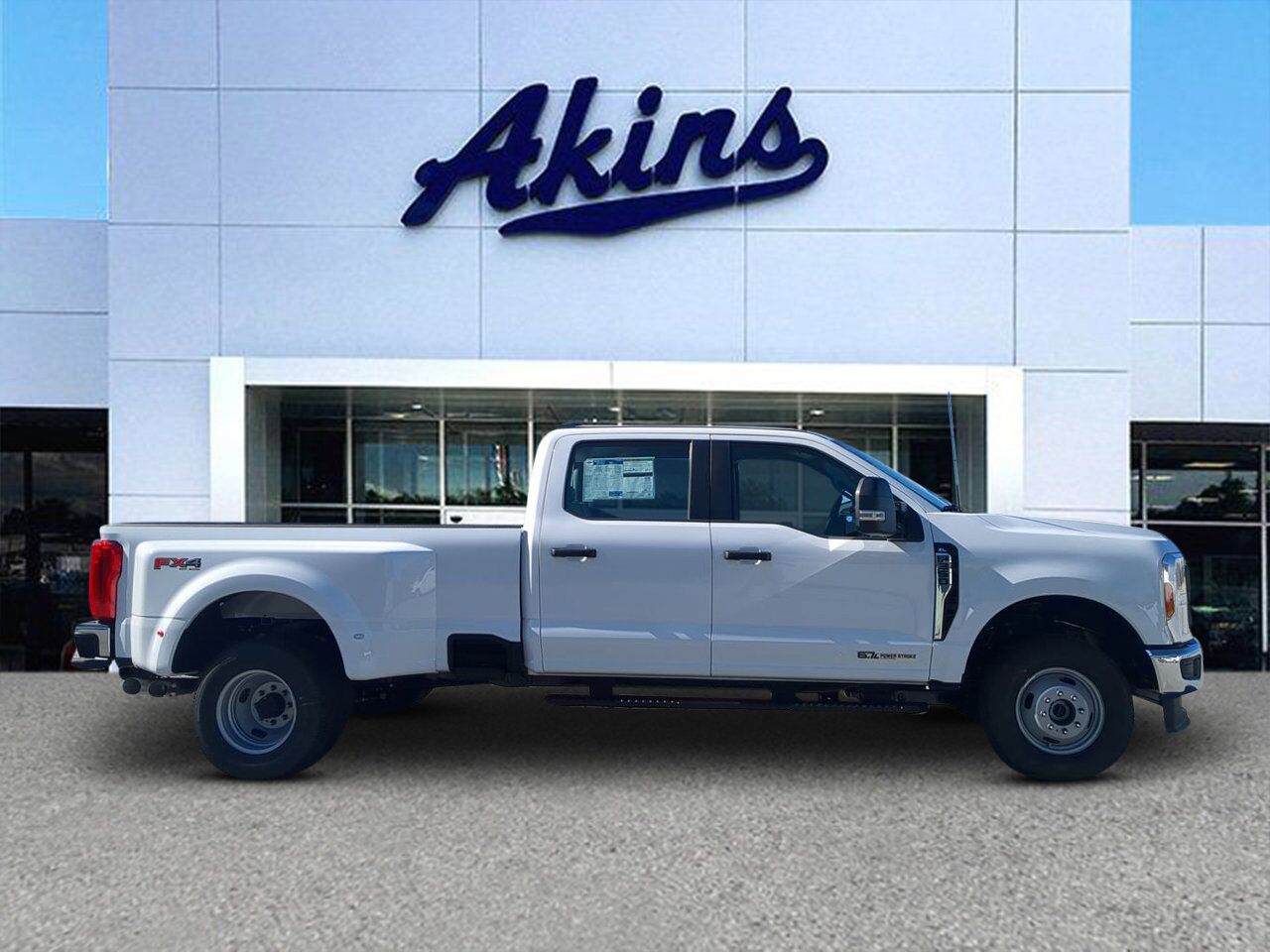 2026 Ford Super Duty F-350 DRW