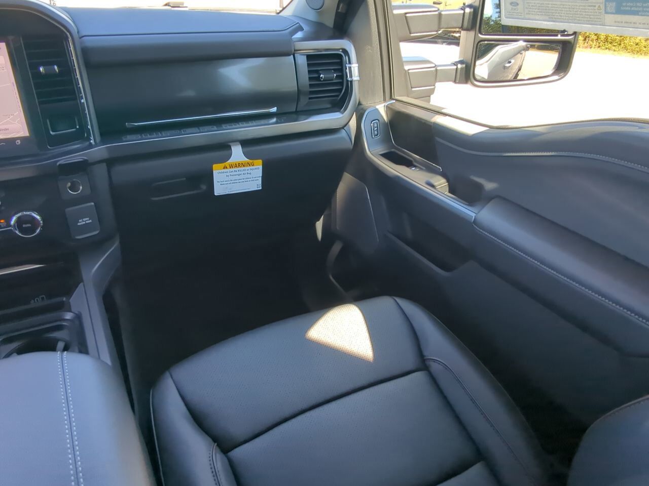 2026 Ford Super Duty F-350 SRW LARIAT Appleton WI 2026 Ford Super Duty F-350 SRW LARIAT Appleton WI