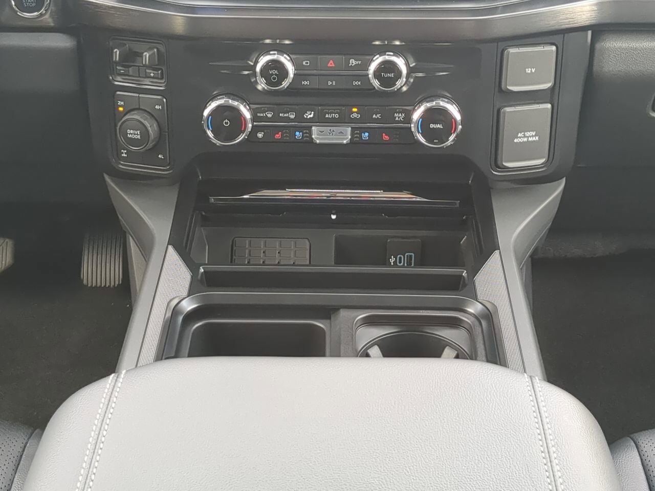 2026 Ford Super Duty F-350 SRW LARIAT Appleton WI