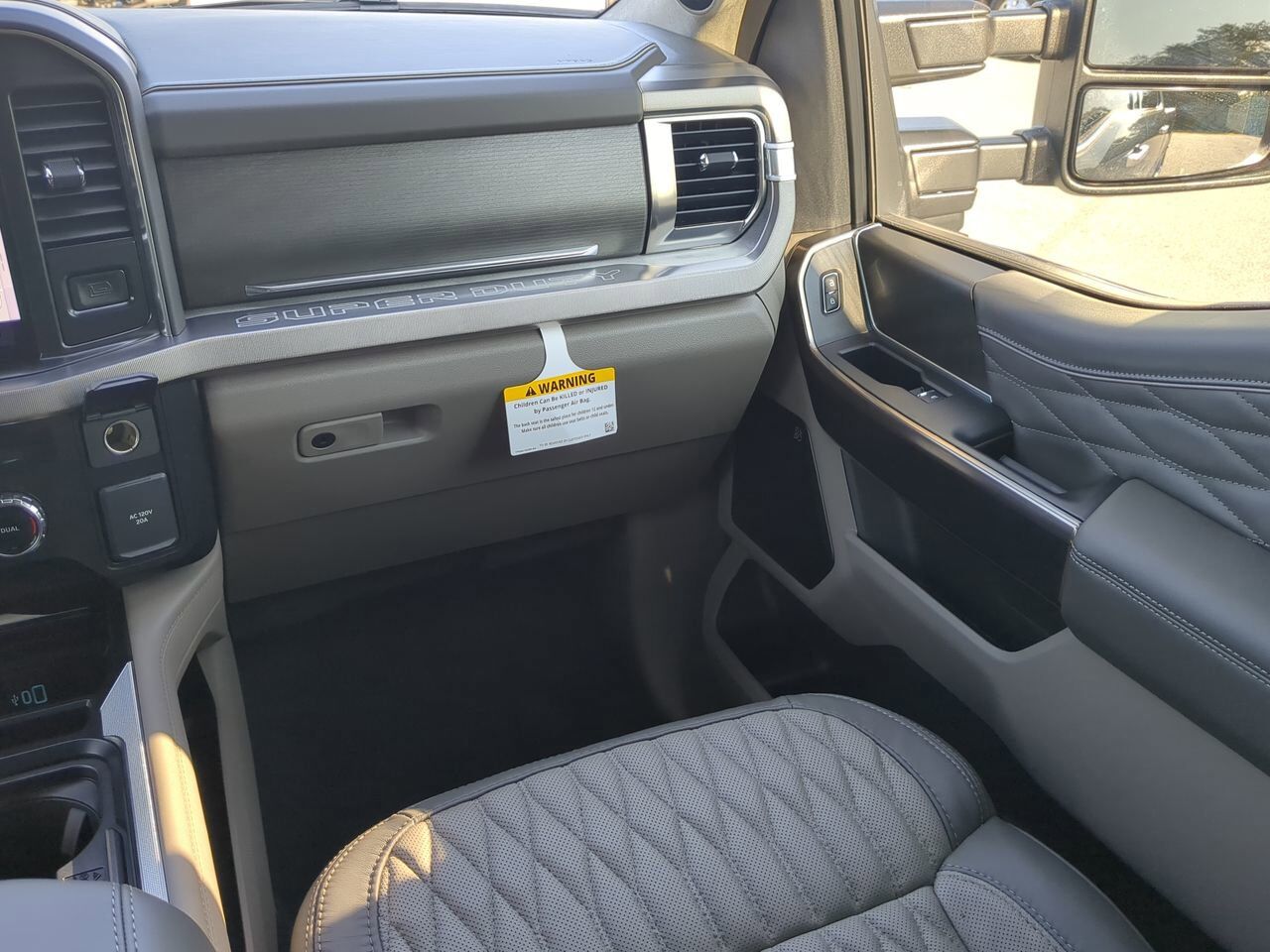 2026 Ford Super Duty F-350 SRW Platinum Plus Appleton WI