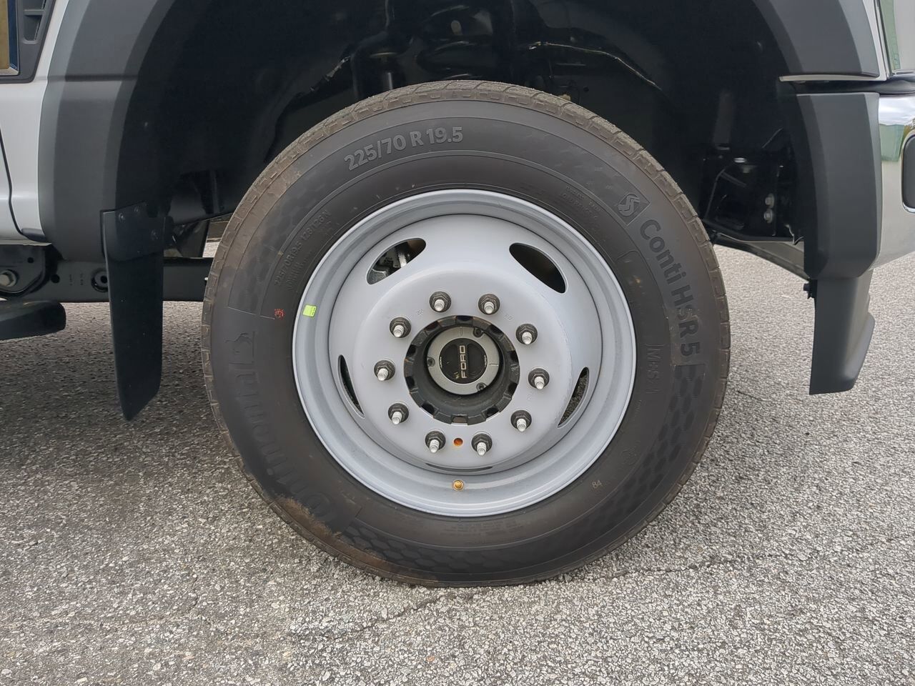 2026 Ford Super Duty F-450 DRW Flatbed Appleton WI