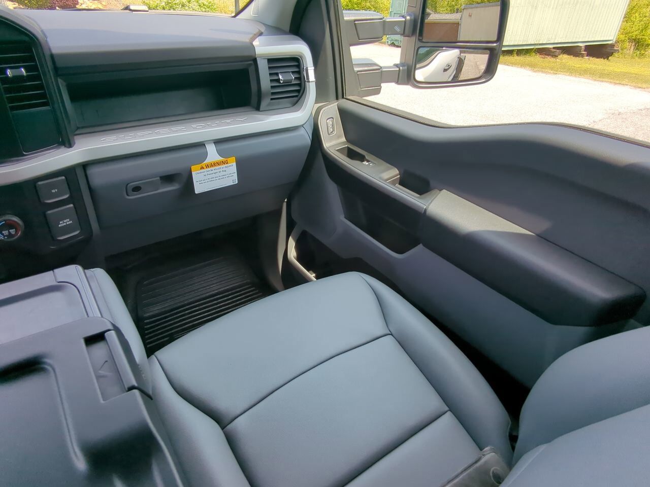 2026 Ford Super Duty F-450 DRW Flatbed Appleton WI