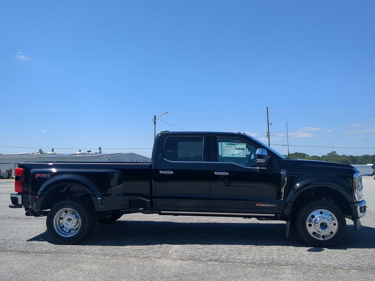 2026 Ford Super Duty F-450 DRW LARIAT Appleton WI