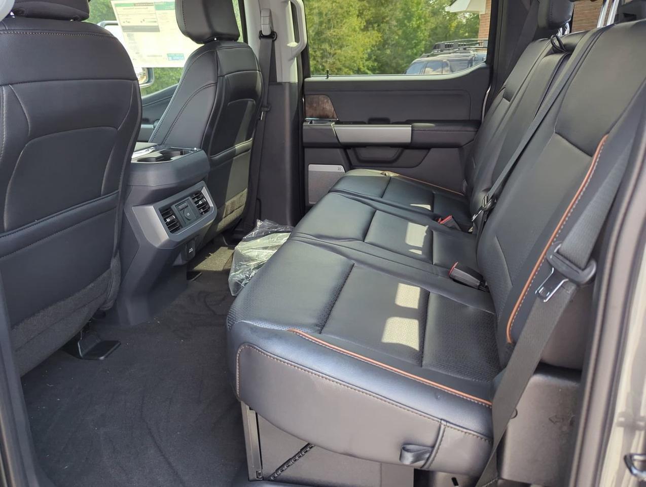 2026 Ford Super Duty F-450 DRW LARIAT Appleton WI