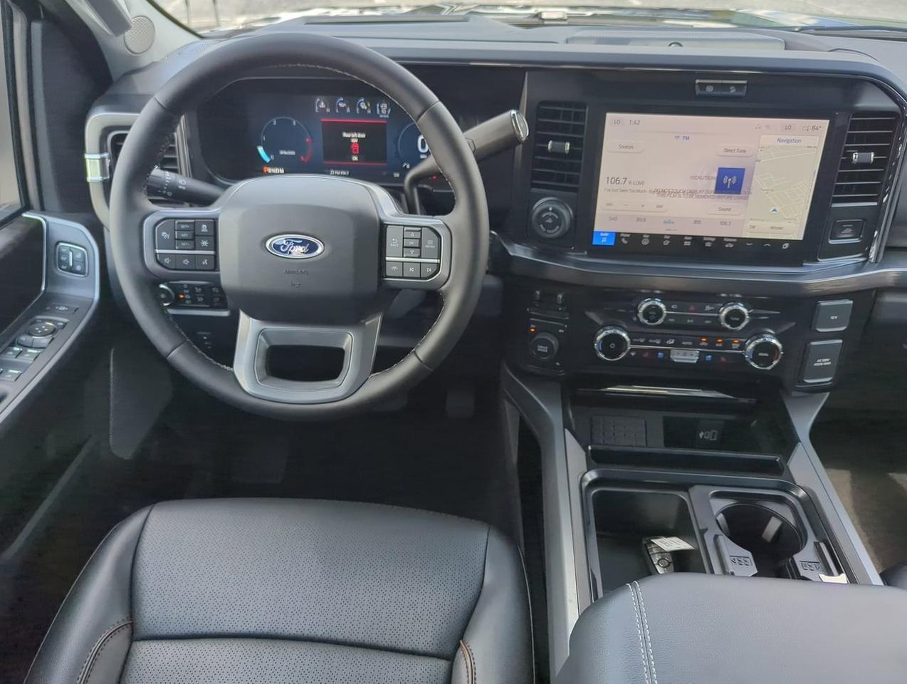 2026 Ford Super Duty F-450 DRW LARIAT Appleton WI
