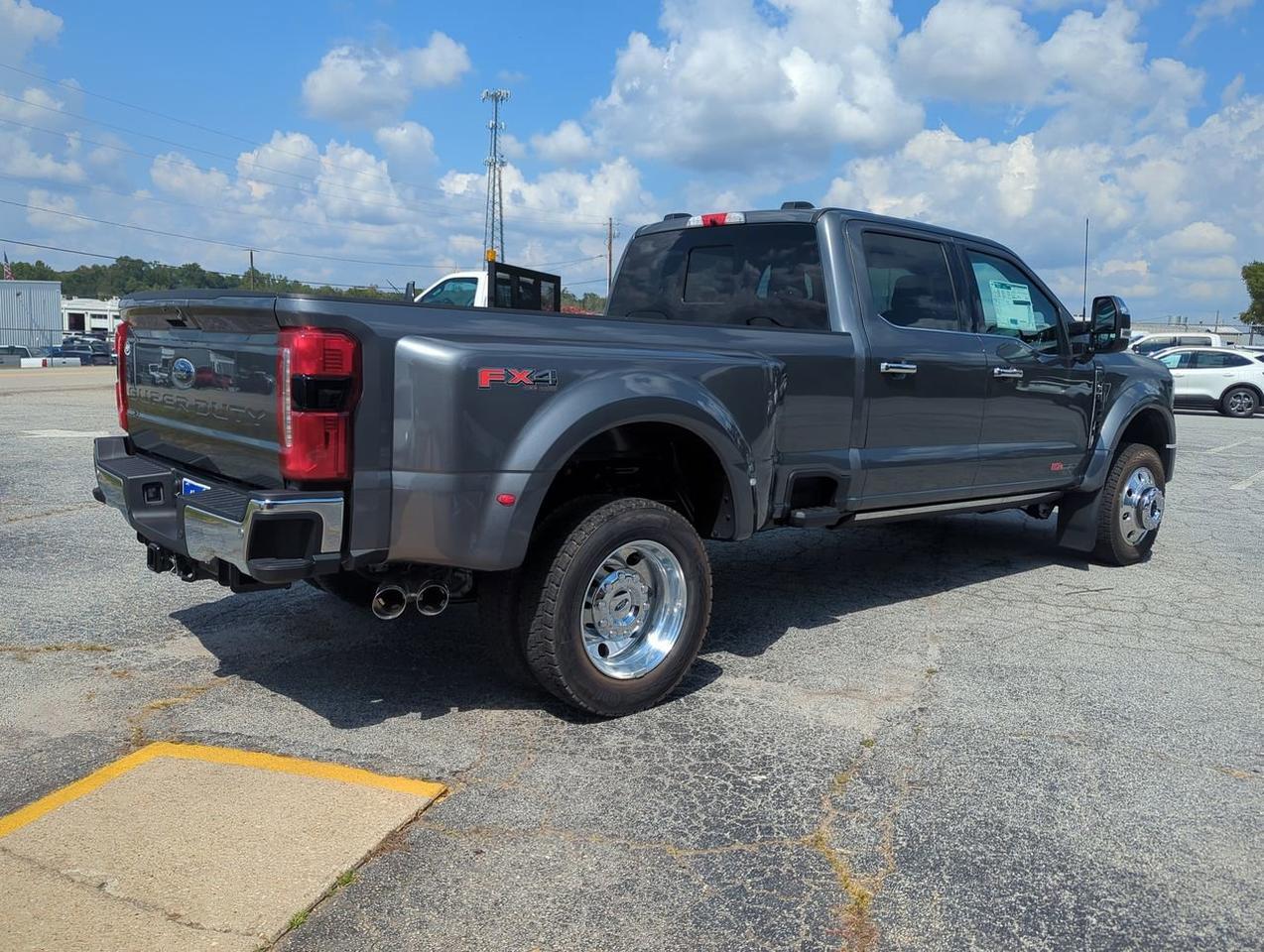 2026 Ford Super Duty F-450 DRW LARIAT Appleton WI