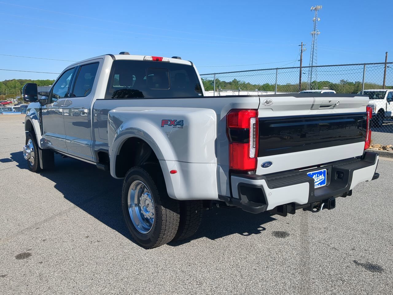 2026 Ford Super Duty F-450 DRW Platinum Appleton WI