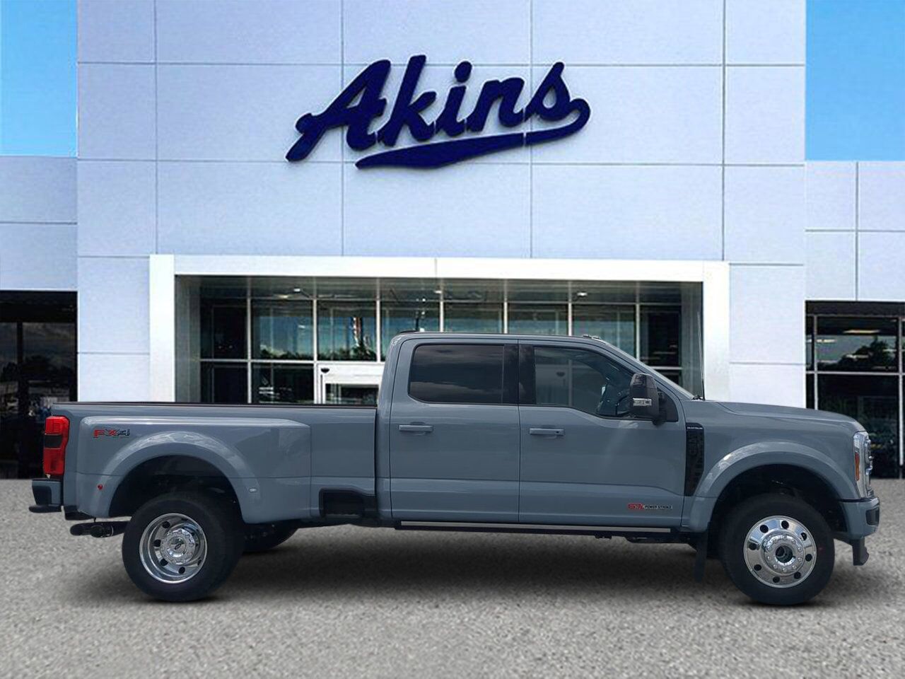 2026 Ford Super Duty F-450 DRW