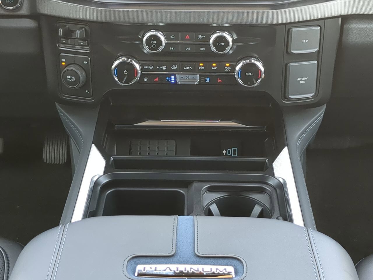 2026 Ford Super Duty F-450 DRW Platinum Plus Appleton WI