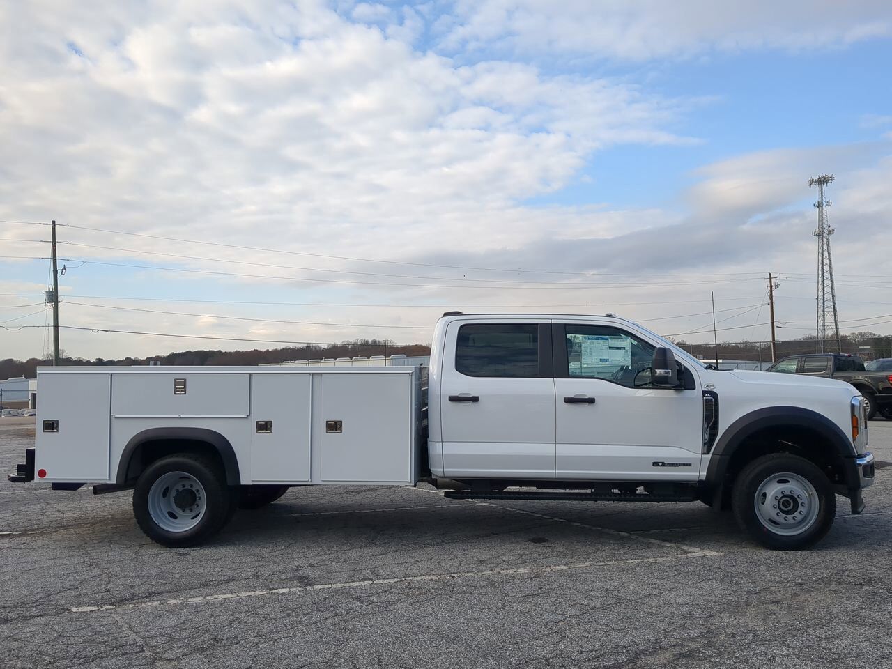 2026 Ford Super Duty F-550 DRW Service Body Appleton WI