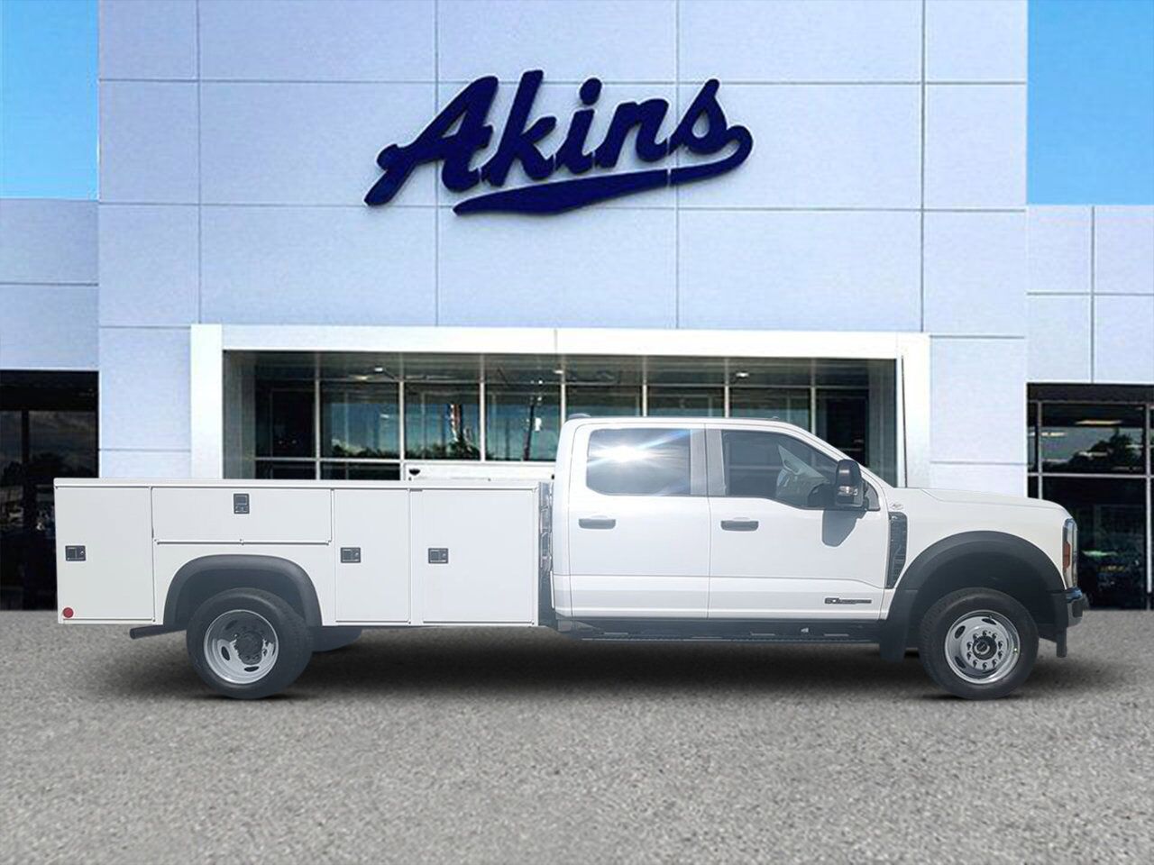 2026 Ford Super Duty F-550 DRW