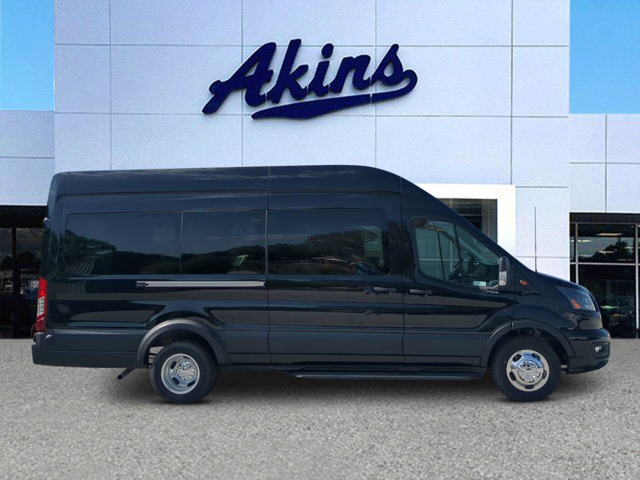 2026 Ford Transit Passenger Wagon XLT Appleton WI