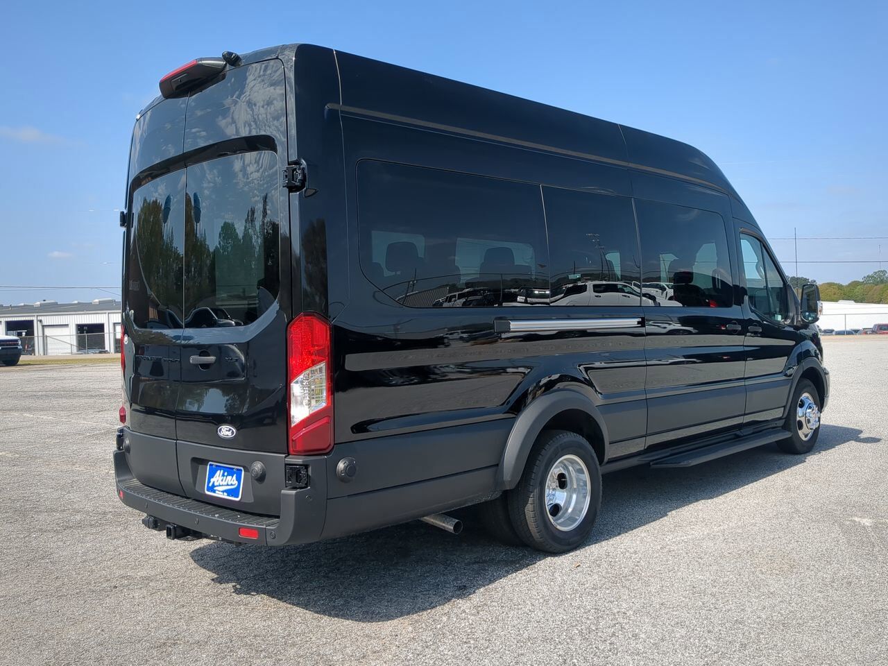 2026 Ford Transit Passenger Wagon XLT Appleton WI