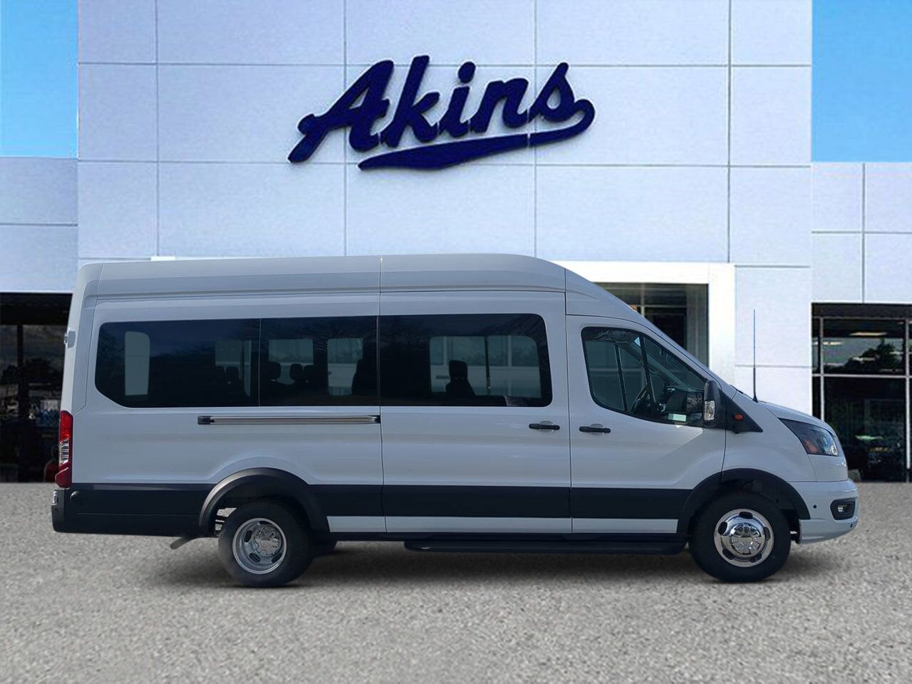 2026 Ford Transit Passenger Wagon XLT Appleton WI