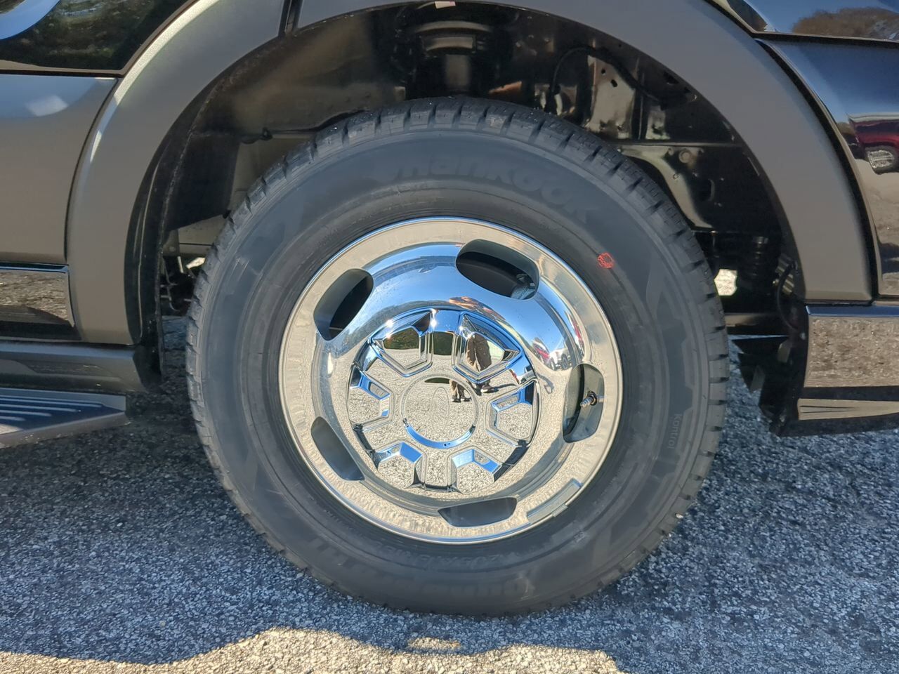 2026 Ford Transit Passenger Wagon XLT Appleton WI