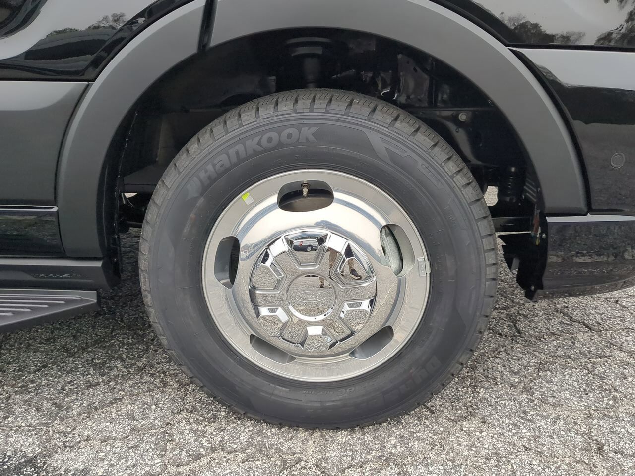 2026 Ford Transit Passenger Wagon XLT Appleton WI