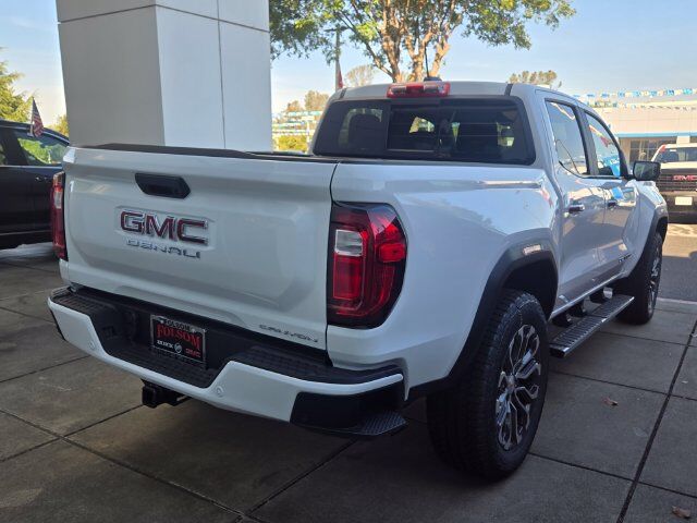 2026 GMC Canyon Denali 2026 GMC Canyon Denali
