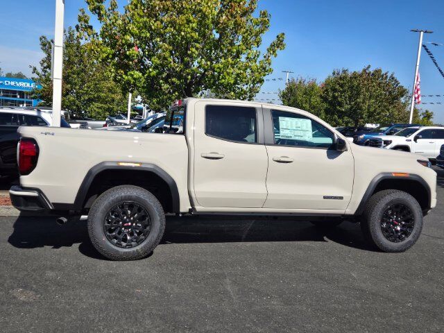 2026 GMC Canyon Elevation 2026 GMC Canyon Elevation