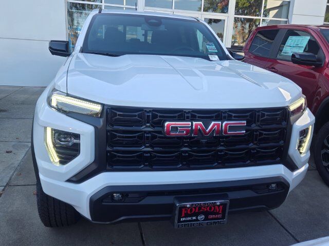 2026 GMC Canyon Elevation 2026 GMC Canyon Elevation