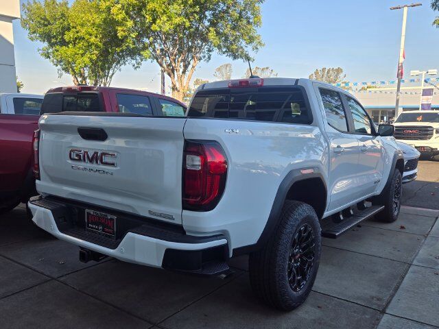 2026 GMC Canyon Elevation 2026 GMC Canyon Elevation