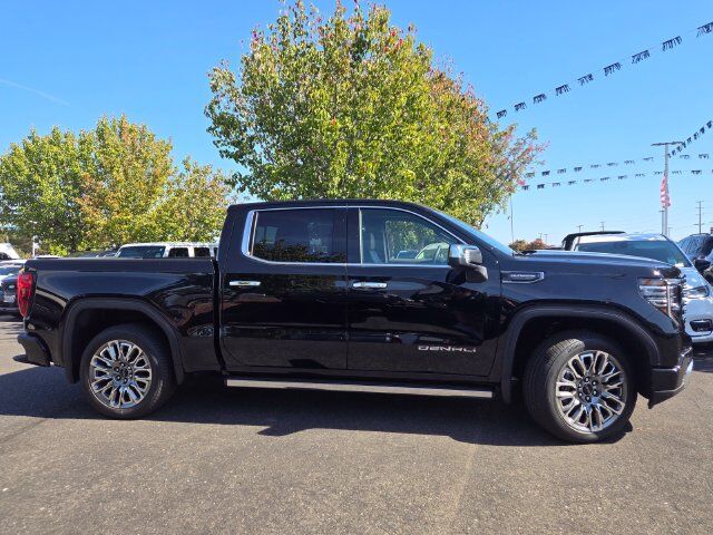 2026 GMC Sierra 1500 Denali Ultimate 2026 GMC Sierra 1500 Denali Ultimate
