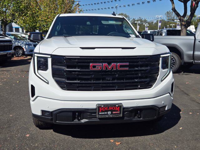2026 GMC Sierra 1500 Elevation 2026 GMC Sierra 1500 Elevation