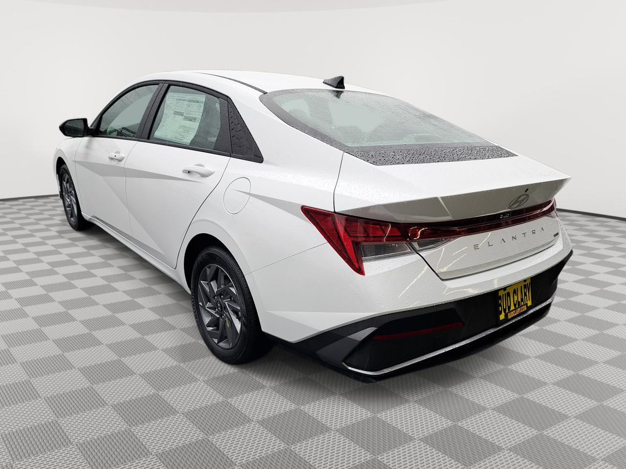 2026 Hyundai Elantra Hybrid Blue San Clemente CA 2026 Hyundai Elantra Hybrid Blue San Clemente CA