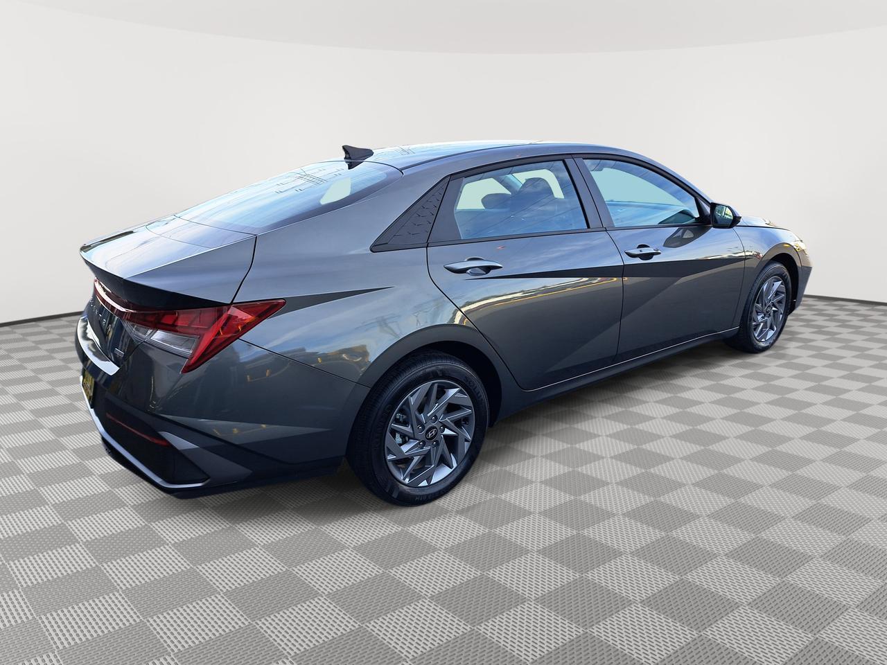 2026 Hyundai Elantra Hybrid Blue San Clemente CA 2026 Hyundai Elantra Hybrid Blue San Clemente CA