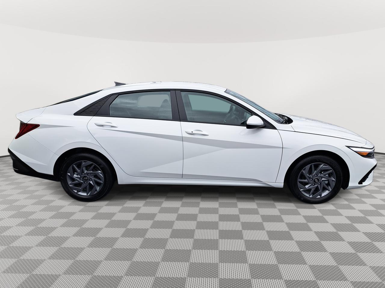 2026 Hyundai Elantra Hybrid Blue San Clemente CA 2026 Hyundai Elantra Hybrid Blue San Clemente CA