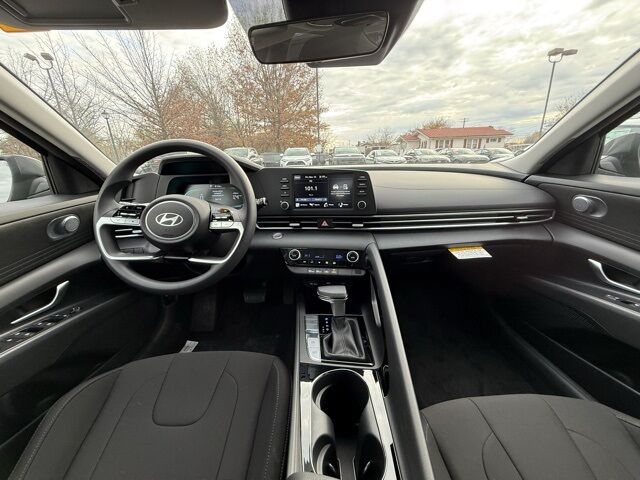 2026 Hyundai Elantra Hybrid Blue San Clemente CA 2026 Hyundai Elantra Hybrid Blue San Clemente CA