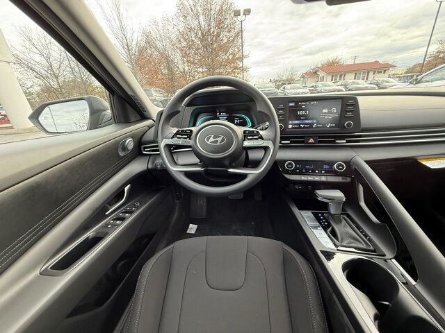 2026 Hyundai Elantra Hybrid Blue San Clemente CA 2026 Hyundai Elantra Hybrid Blue San Clemente CA